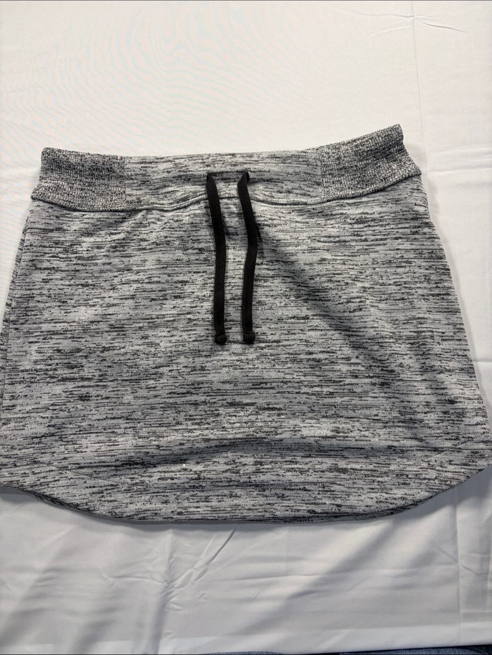Athleta Grey Heather Drawstring Mini Skirt with Black Tie